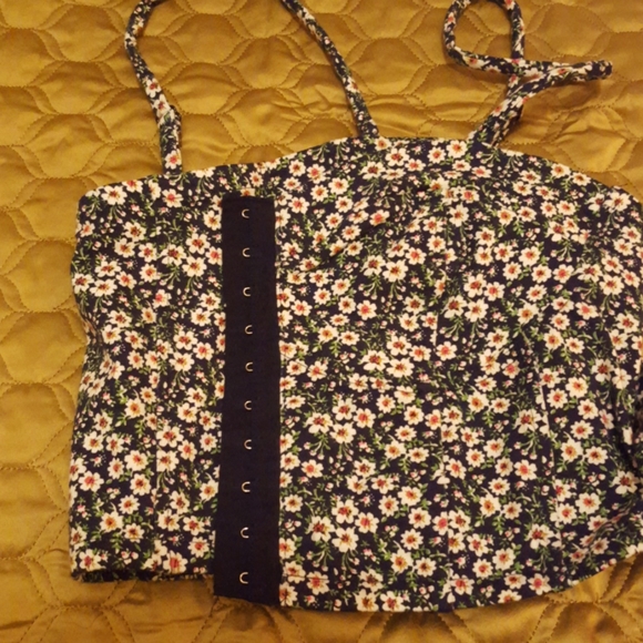 NWT Crop Top🌾 Forever 21🌾size M - Picture 9 of 12